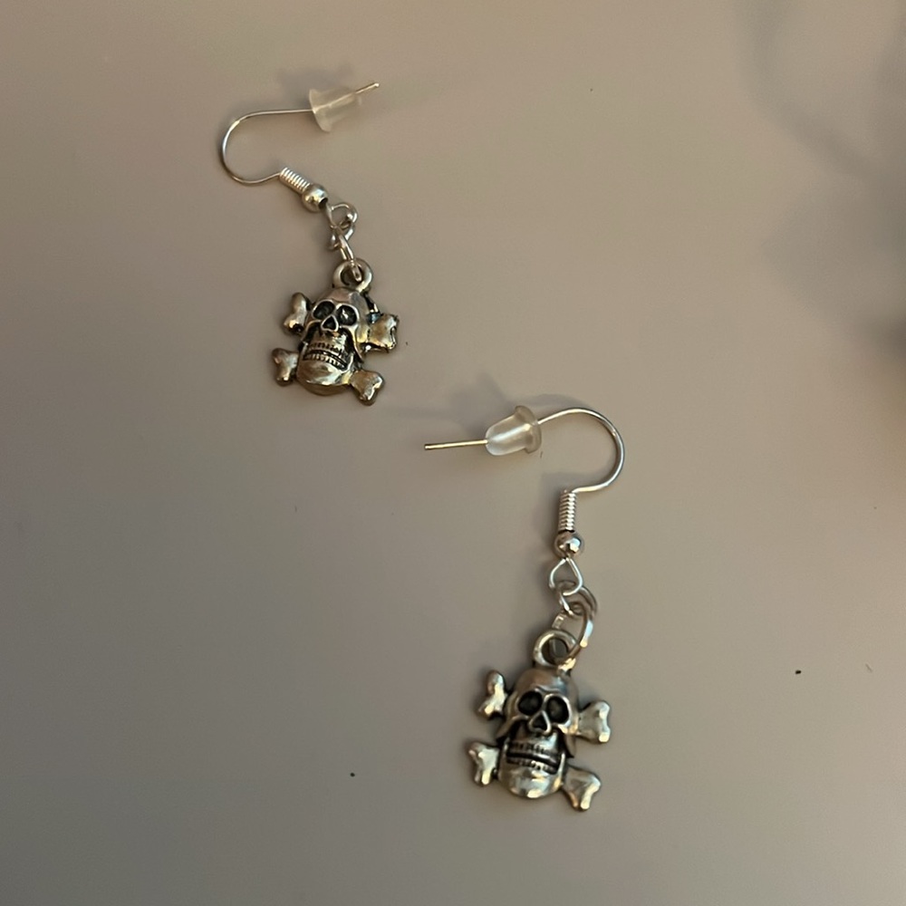 Spooky Goth Dangling Earrings with Skull Charms